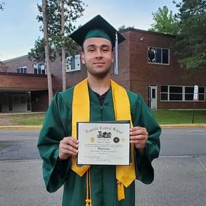 Meet your Posher, Laron